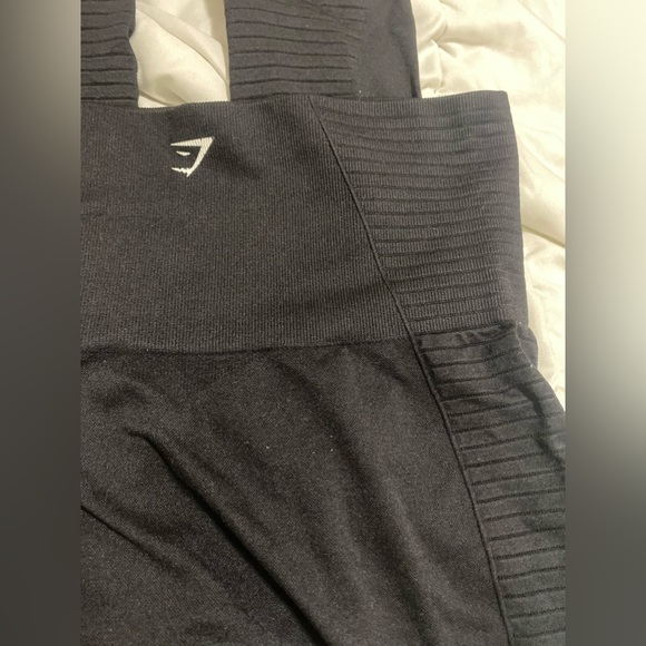 Gymshark Size Small Black leggings - Picture 3 of 6